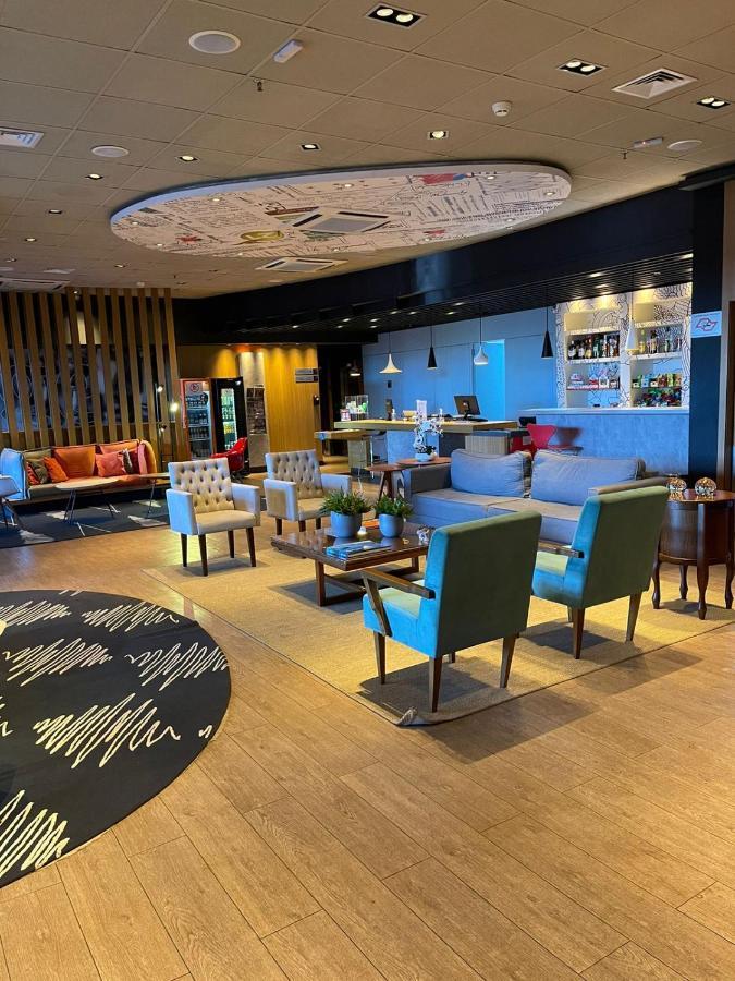 Hotel Oeste Plaza Andradina Eksteriør billede