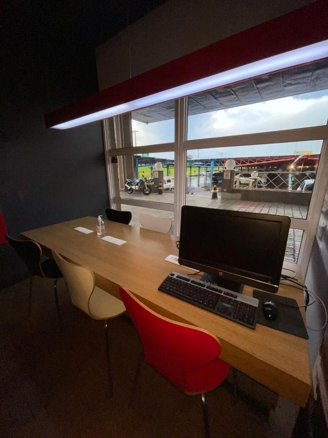 Hotel Oeste Plaza Andradina Eksteriør billede