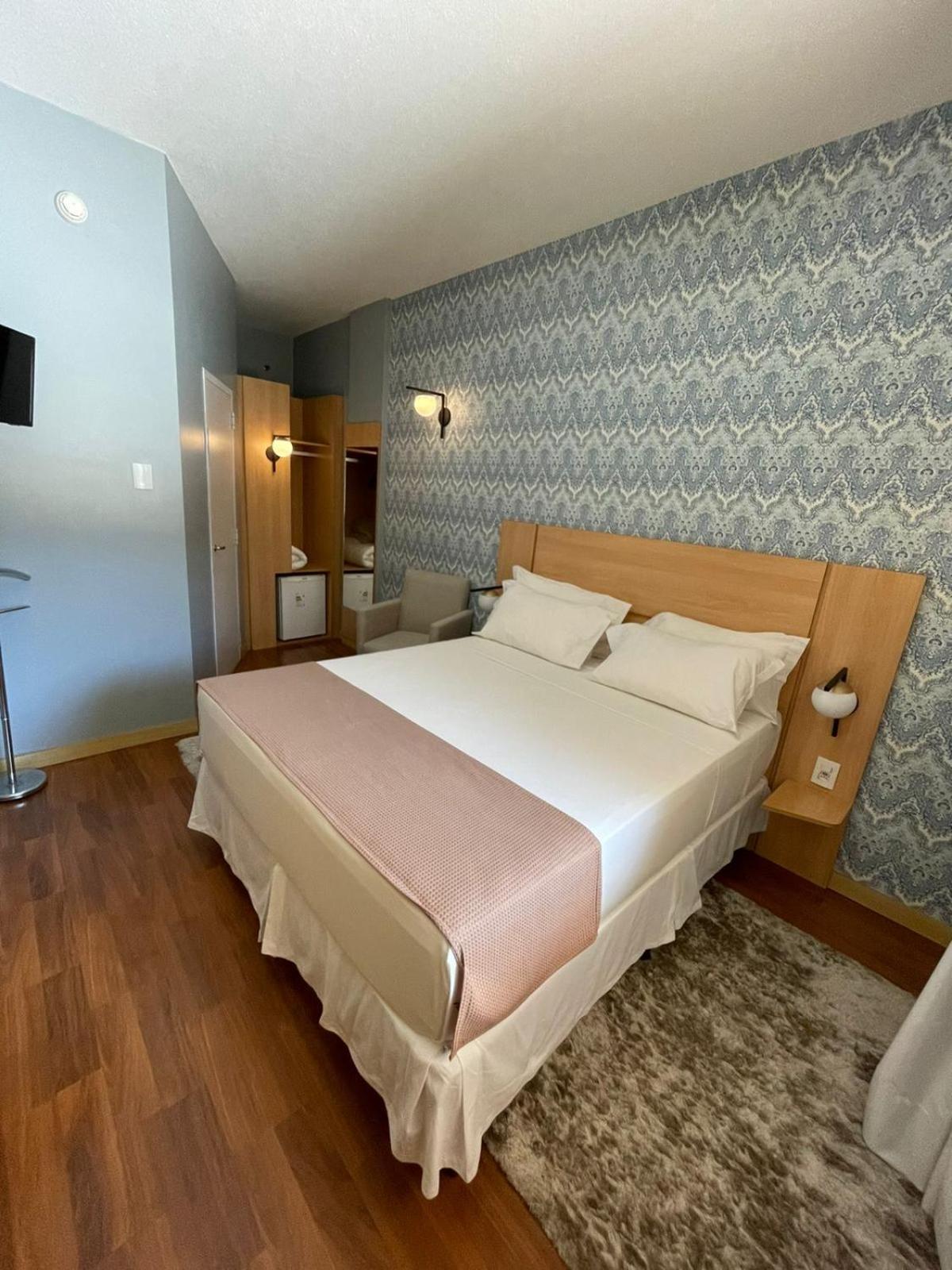 Hotel Oeste Plaza Andradina Eksteriør billede