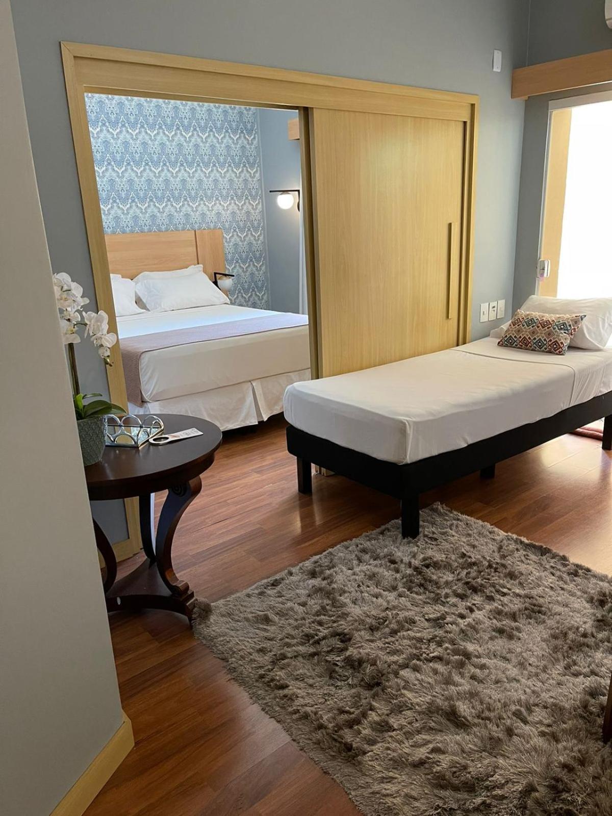 Hotel Oeste Plaza Andradina Eksteriør billede